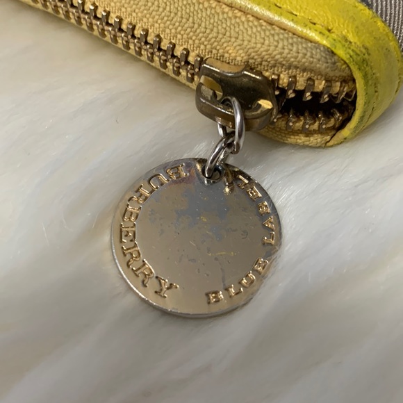 Burberry Long Wallet - Picture 11 of 11